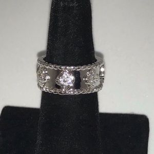Silver Clover Ring